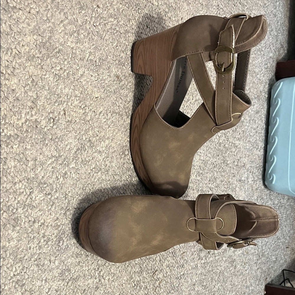 Pierre Dumas Brown Platform Mary Jane Clogs with Buckle Strap